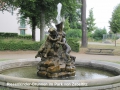 7 - Riesenkinder-Brunnen